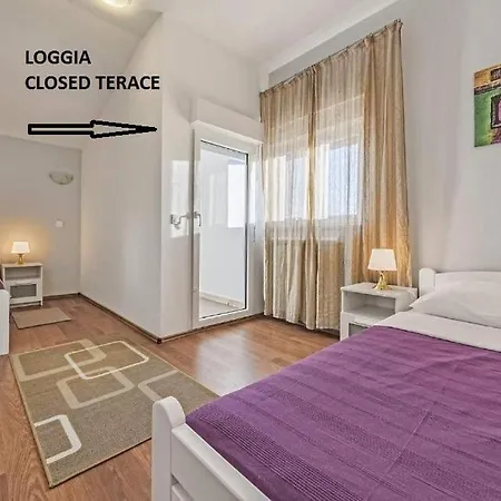 Apartment Lavander 01