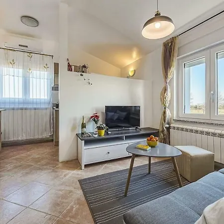 Lavander 01 Apartment Pula